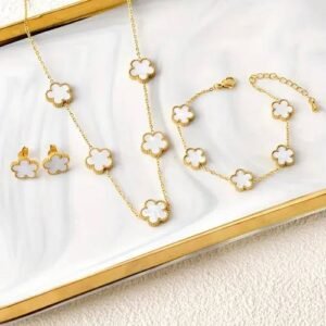 Elegant Clover Jewelry Set – Necklace, Bracelet, Earrings & Ring