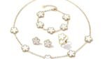 Elegant Clover Jewelry Set – Necklace, Bracelet, Earrings & Ring